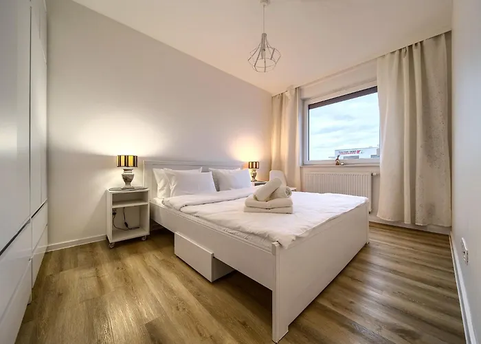 Apartment Czartoryskiego Cosy By Bookinghost *