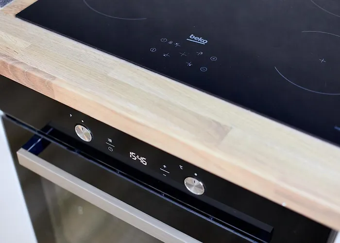 Czartoryskiego Cosy By Bookinghost شقة فروتسواف